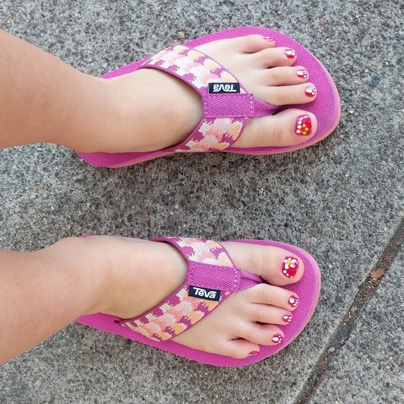 Meet your Posher, Gloria - Picture 1 of 1